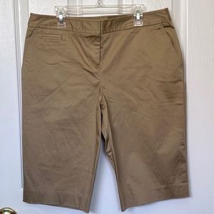 NWOT INC International Concepts womens regular fit Bermuda casual shorts sz 8